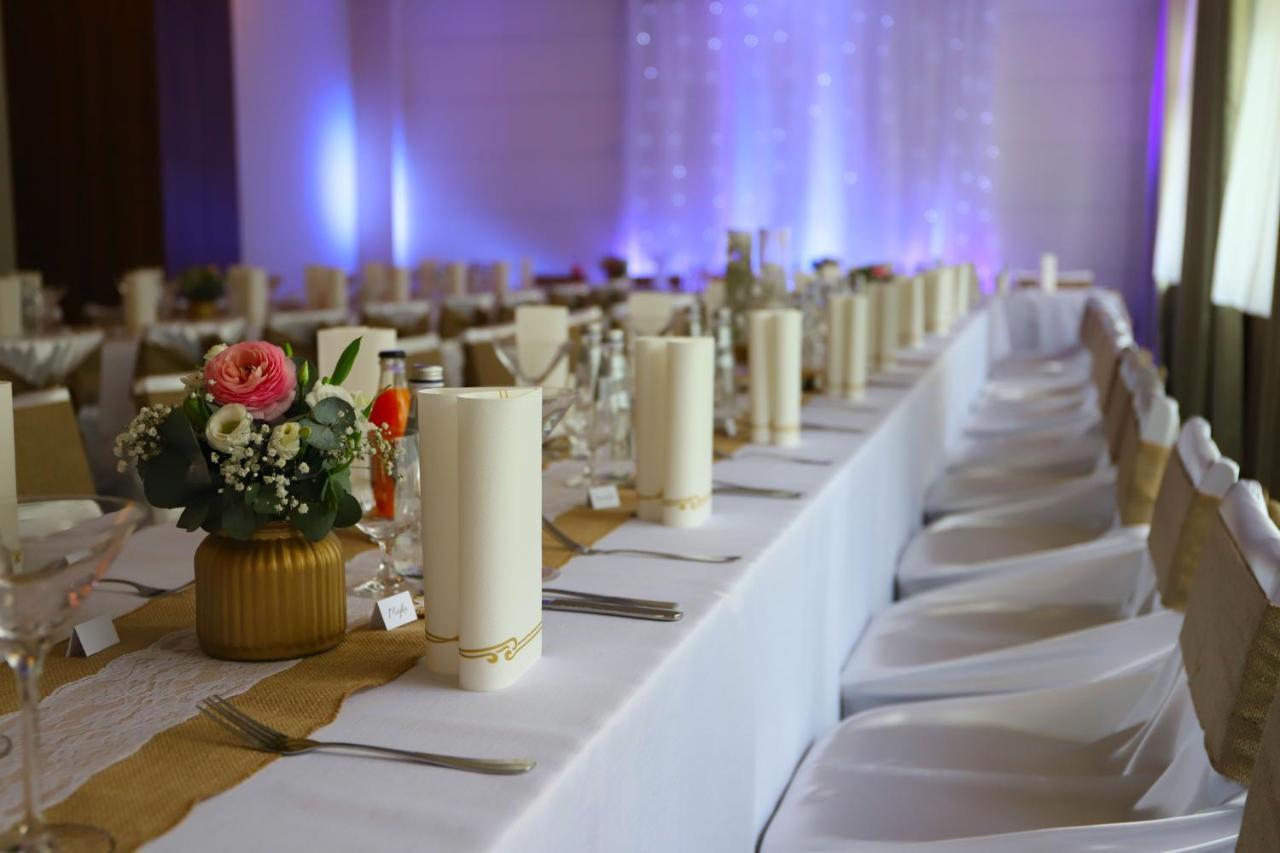 Turčianske Teplice Hotel Rezident מראה חיצוני תמונה