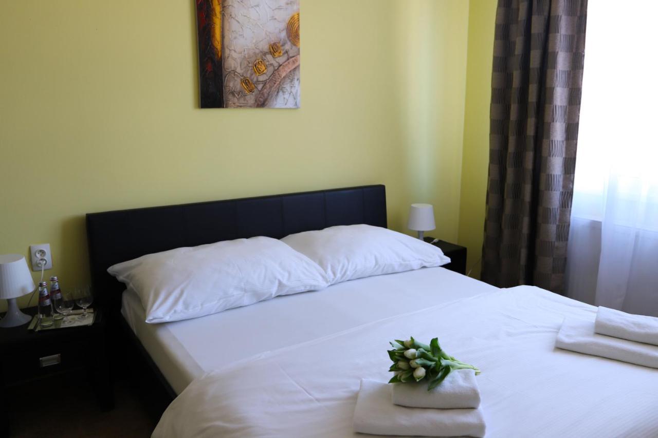 Turčianske Teplice Hotel Rezident מראה חיצוני תמונה