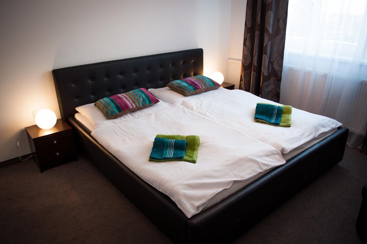 Turčianske Teplice Hotel Rezident מראה חיצוני תמונה