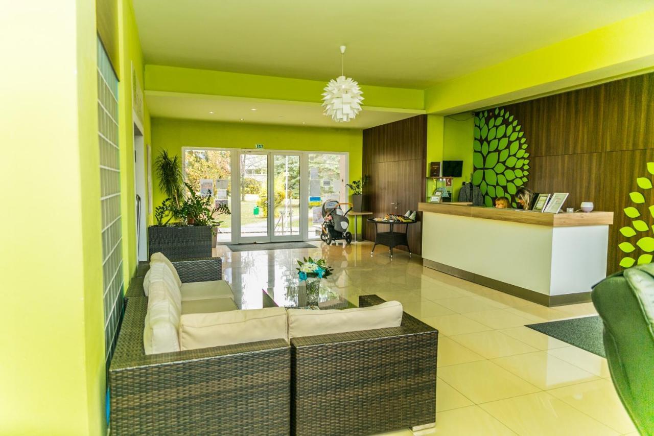 Turčianske Teplice Hotel Rezident מראה חיצוני תמונה